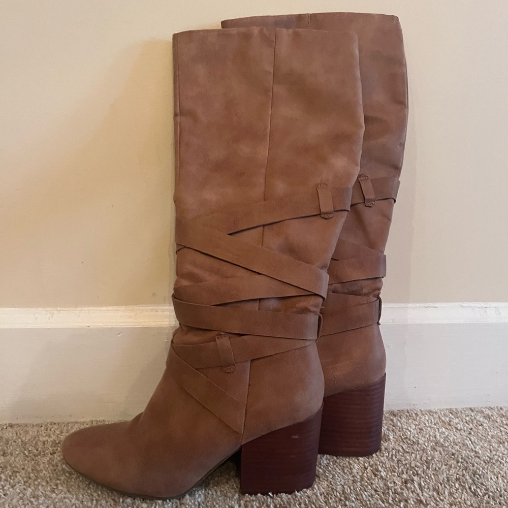 Francesca's Collections Tan Heeled Boots
